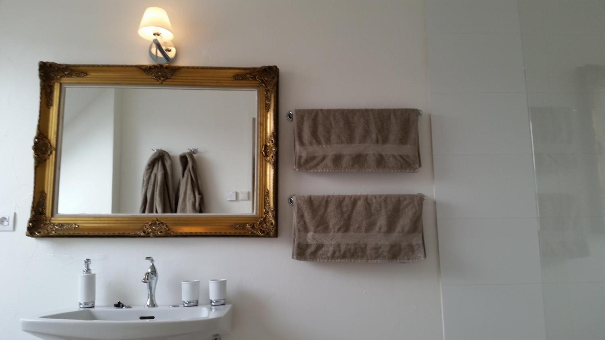 B&B La Douceur De La Miclette Ellezelles Quarto foto